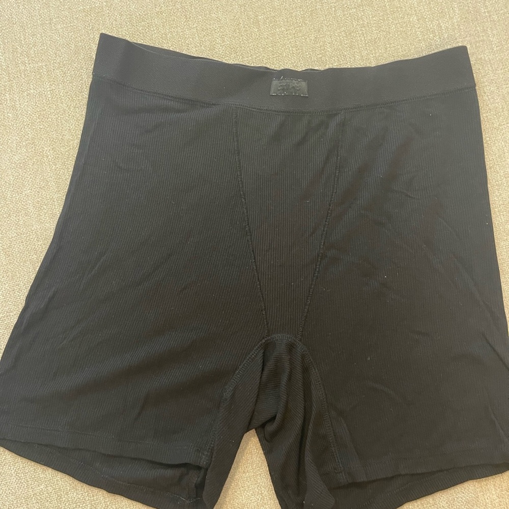 SKIMS Black Boxer Shorts